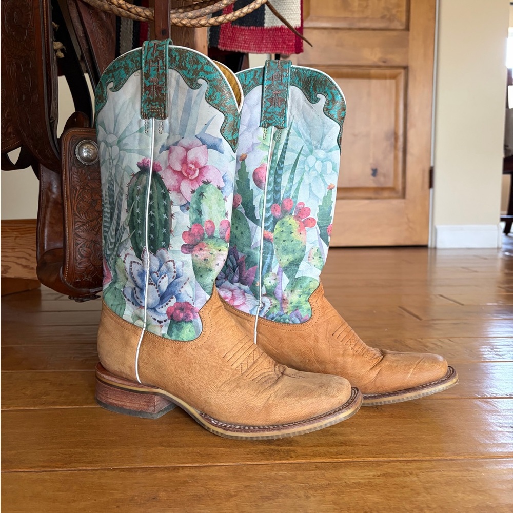 Tin Haul Western Boots - Tan and Multicolor